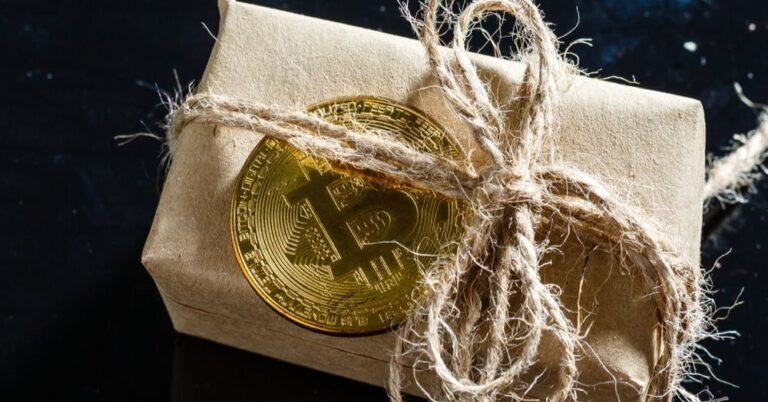 04 Bitcoin wrapped