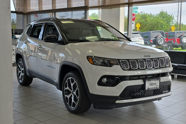 Albany-Chrysler-Dodge-Jeep-Ram-10